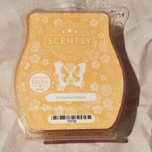 NIP Scentsy Paradise Petals Scent Bar Wax Cubes